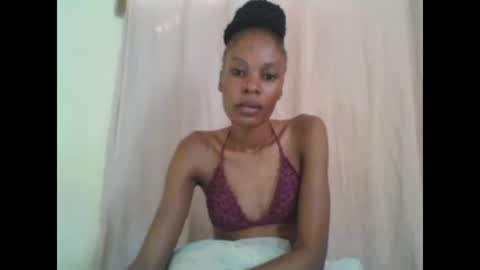 ESTHER online show from 01-31-25, 12:40