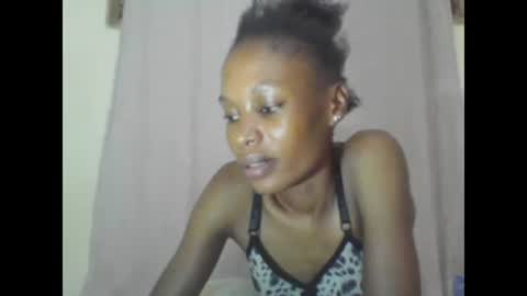 ESTHER online show from 02-01-25, 06:29