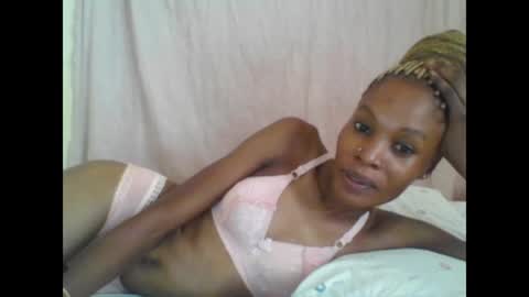 ESTHER online show from 02-05-25, 06:24