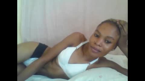 ESTHER online show from 02-19-25, 06:33