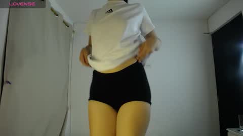 Caro  Lily online show from 09-30-25, 03:33