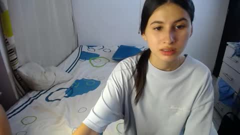 Caro  Lily online show from 10-04-25, 04:32
