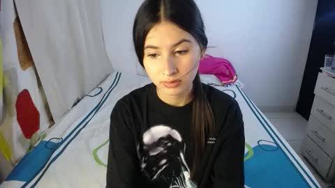 Caro  Lily online show from 10-17-25, 03:53