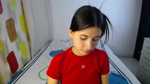Caro  Lily online show from 10-25-25, 02:52