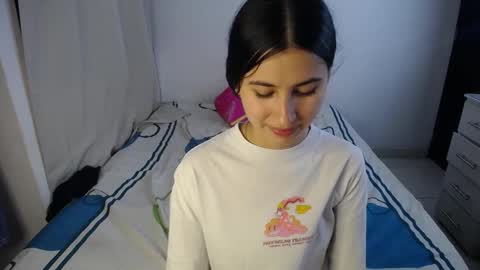 Caro  Lily online show from 10-31-25, 04:02