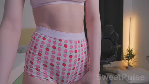 Rose online show from 10-17-25, 08:33