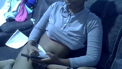 queen online show from 09-16-25, 05:19