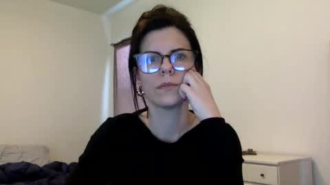 sweetriddance online show from 11-27-25, 04:20