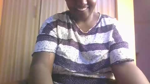 Snapshot of sweetrose2049 chatting on 02-07-26, 09:40 Rose Watetu online show from 02-07-26, 09:40