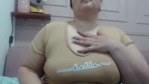 Snapshot of sweetrouse__ chatting on 09-29-25, 01:49 Call me Rouse online show from 09-29-25, 01:49