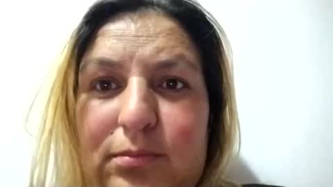 Snapshot of sweetrouse__ chatting on 10-17-25, 03:42 Call me Rouse online show from 10-17-25, 03:42