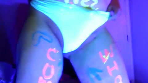 Sweetscar22 online show from 12-25-24, 04:12