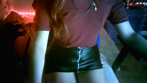 MEGHAN LOPEZ      online show from 01-20-25, 01:39