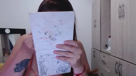 Snapshot of sweetsin_x77 chatting on 10-16-25, 10:38 Sweet online show from 10-16-25, 10:38