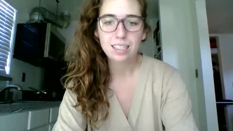 Snapshot of sweetsocalgirl chatting on 01-12-25, 06:05 sweetsocalgirl online show from 01-12-25, 06:05