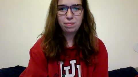 Snapshot of sweetsocalgirl chatting on 03-05-25, 06:33 sweetsocalgirl online show from 03-05-25, 06:33