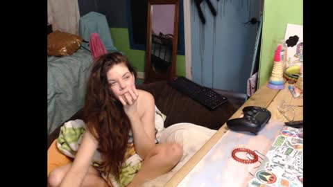 Snapshot of sweetsxx chatting on 01-04-25, 04:43 SwEeTs online show from 01-04-25, 04:43
