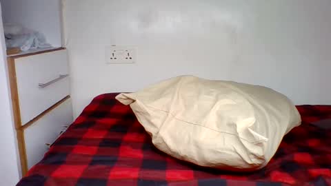 sweett_amberr online show from 02-25-26, 12:15