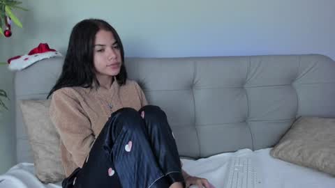    online show from 12-20-24, 07:39