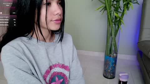    online show from 02-03-25, 07:52