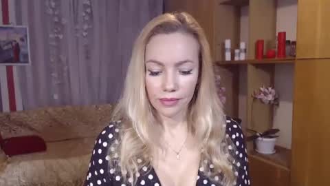 Snapshot of sweety_friend chatting on 12-01-24, 08:31 Sweety friend online show from 12-01-24, 08:31