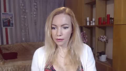 Snapshot of sweety_friend chatting on 01-28-25, 07:10 Sweety friend online show from 01-28-25, 07:10
