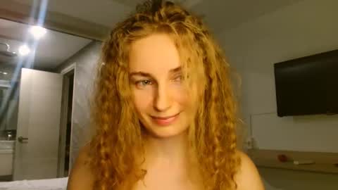 sweety_fruits online show from 11-28-25, 03:47