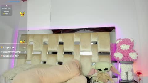 Snapshot of sweety_honeey chatting on 01-11-25, 01:06 independent model online show from 01-11-25, 01:06