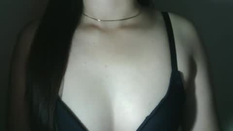 sweety_princess15 online show from 10-08-25, 03:31