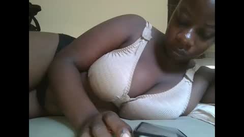 sweetyass25 online show from 10-21-25, 06:03