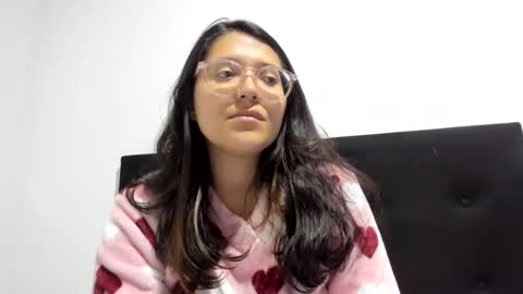 sweetyypeach online show from 12-19-24, 04:45