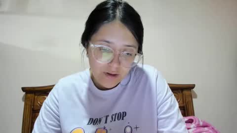 sweetyypeach online show from 01-13-25, 03:01