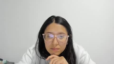 sweetyypeach online show from 01-18-25, 05:31