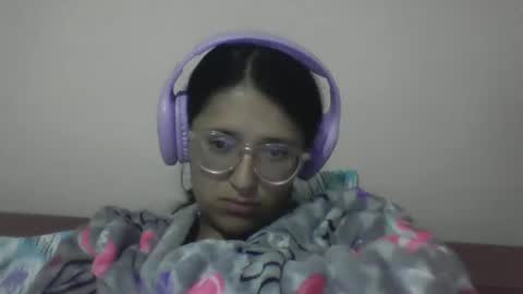 sweetyypeach online show from 02-02-25, 05:21