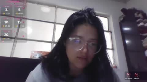 sweetyypeach online show from 10-19-25, 01:12