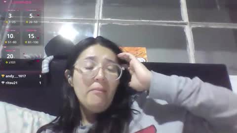 sweetyypeach online show from 11-07-25, 02:44