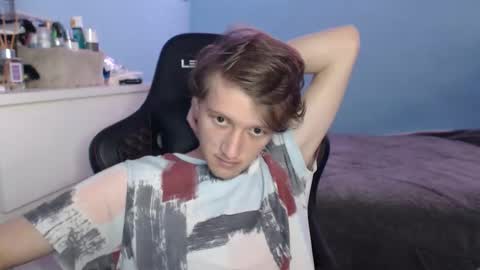 Cat online show from 03-01-26, 07:16