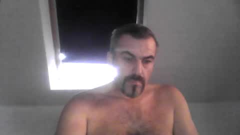 Snapshot of swinger_men_austria chatting on 10-31-25, 03:35 swinger_men_austria online show from 10-31-25, 03:35