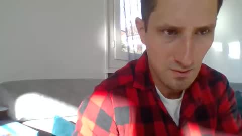 Snapshot of swissride chatting on 09-15-25, 07:30 swissride online show from 09-15-25, 07:30