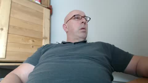 Snapshot of swissscooby55 chatting on 01-04-25, 02:04 swissscooby55 online show from 01-04-25, 02:04