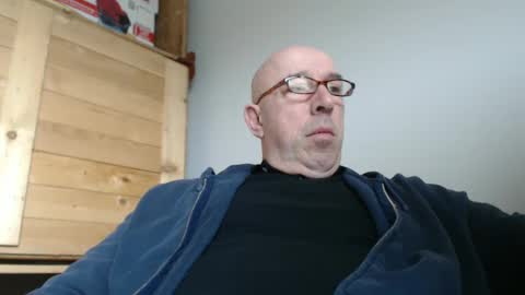 Snapshot of swissscooby55 chatting on 03-12-25, 07:57 swissscooby55 online show from 03-12-25, 07:57