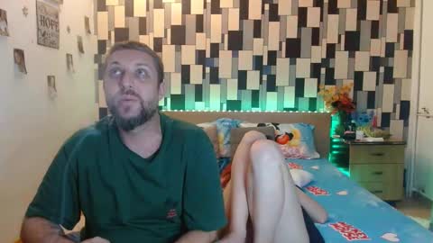 Snapshot of switchdomcouplee chatting on 12-19-24, 03:30 Johnny and Annabelle online show from 12-19-24, 03:30