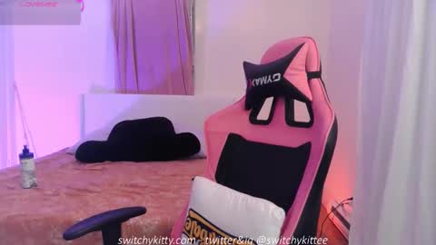 Snapshot of switchykitty chatting on 09-26-25, 01:31 ashley blayde online show from 09-26-25, 01:31