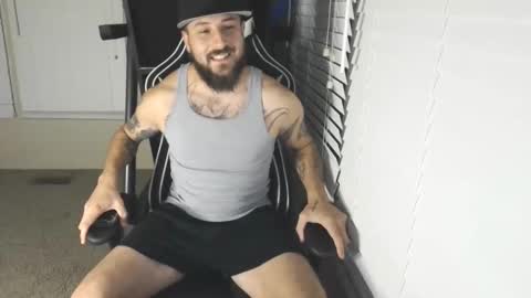 swoozy_ online show from 11-05-25, 02:11