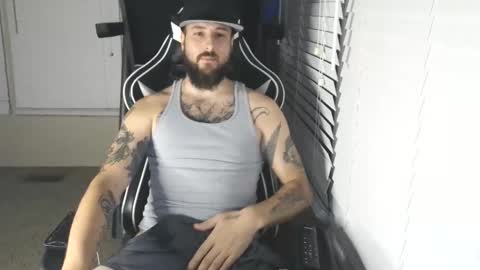 swoozy_ online show from 11-06-25, 01:39