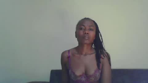 ALICIA online show from 02-17-25, 10:25