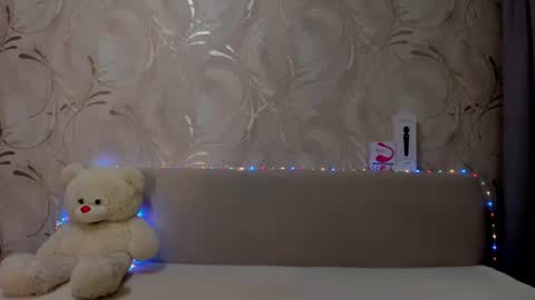 Snapshot of swweetangel chatting on 03-05-25, 01:31 Ana online show from 03-05-25, 01:31