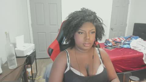 Snapshot of sxamleuy chatting on 10-17-25, 05:32 sxamleuy online show from 10-17-25, 05:32