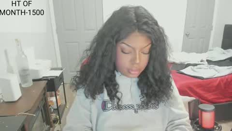 Snapshot of sxamleuy chatting on 11-07-25, 01:27 sxamleuy online show from 11-07-25, 01:27