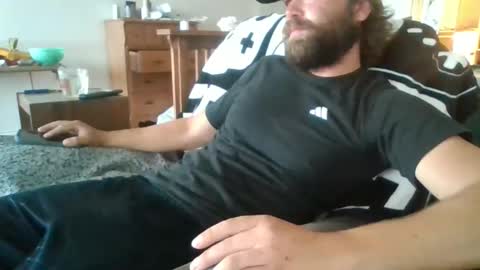 Snapshot of sxfnd23 chatting on 04-16-26, 04:41 god online show from 04-16-26, 04:41